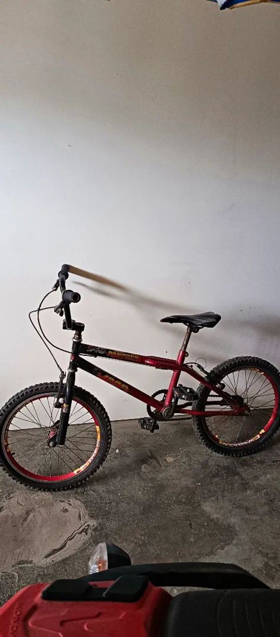 Linda bike Cross aro 20 
