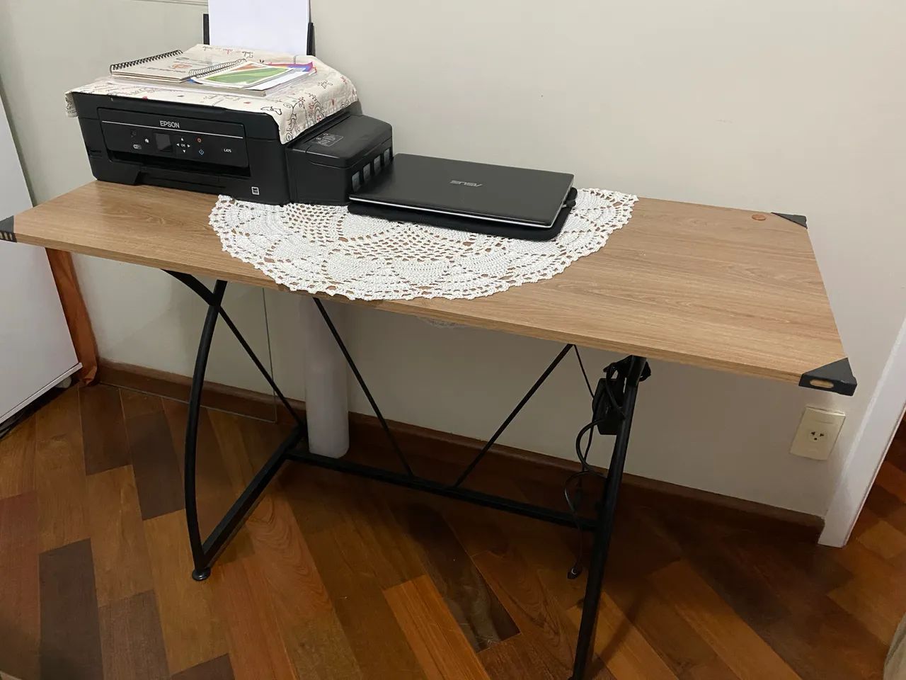 Kit escritório cadeira e mesa  - Foto 5