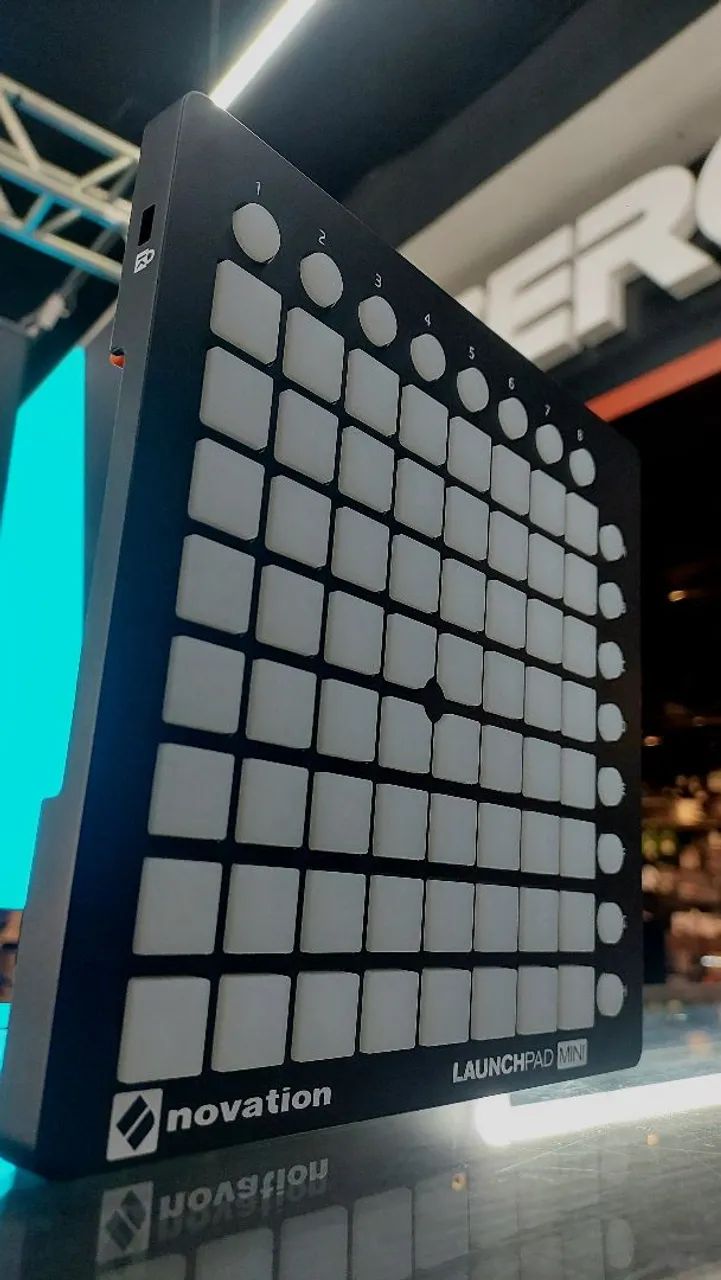 Novation Launchpad mini MK2 - Foto 4