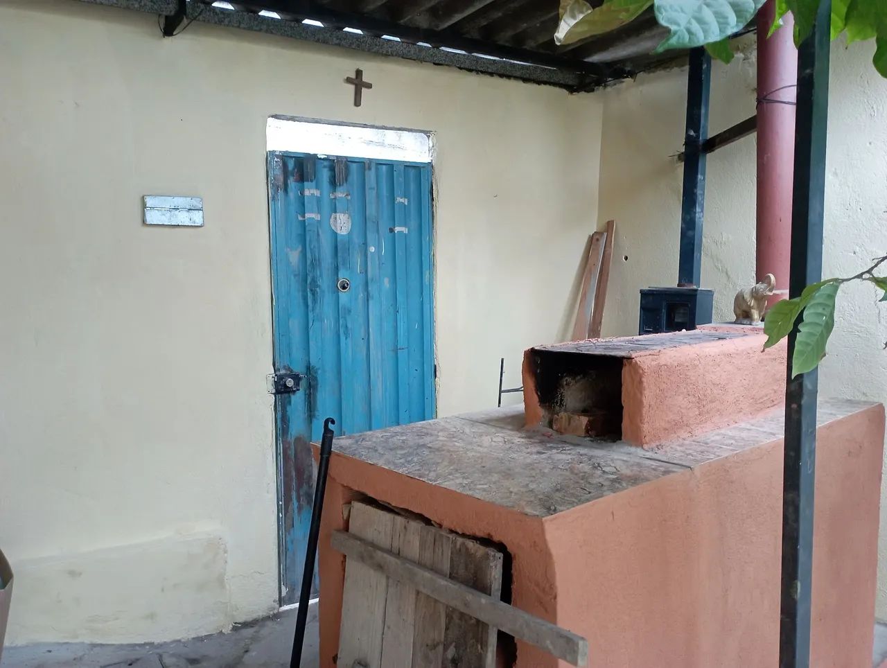 Excelente casa em bairro Teresópolis 