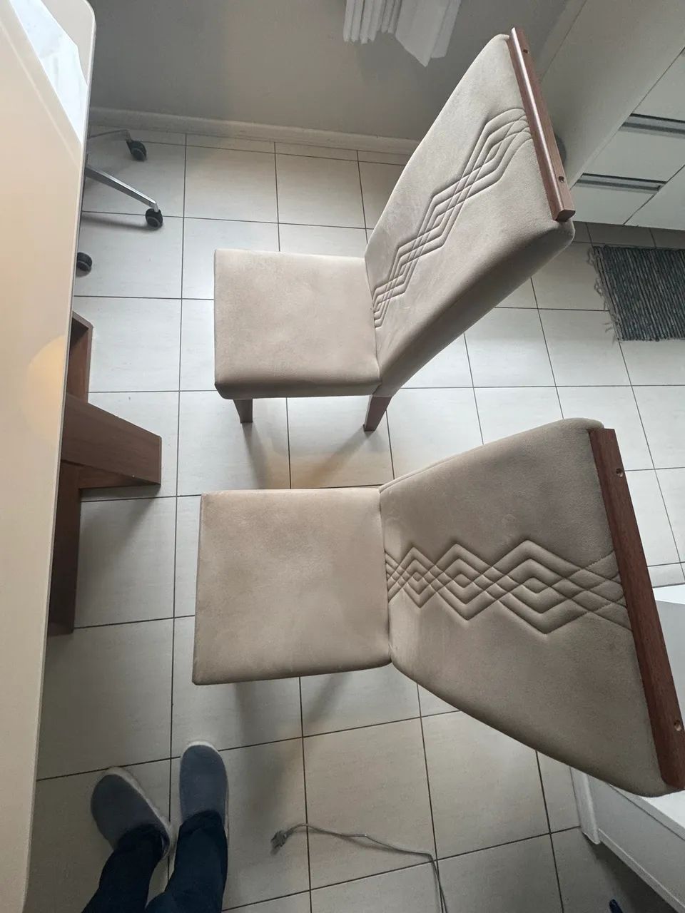 Mesa de Jantar Kiara com 4 cadeiras - Foto 3