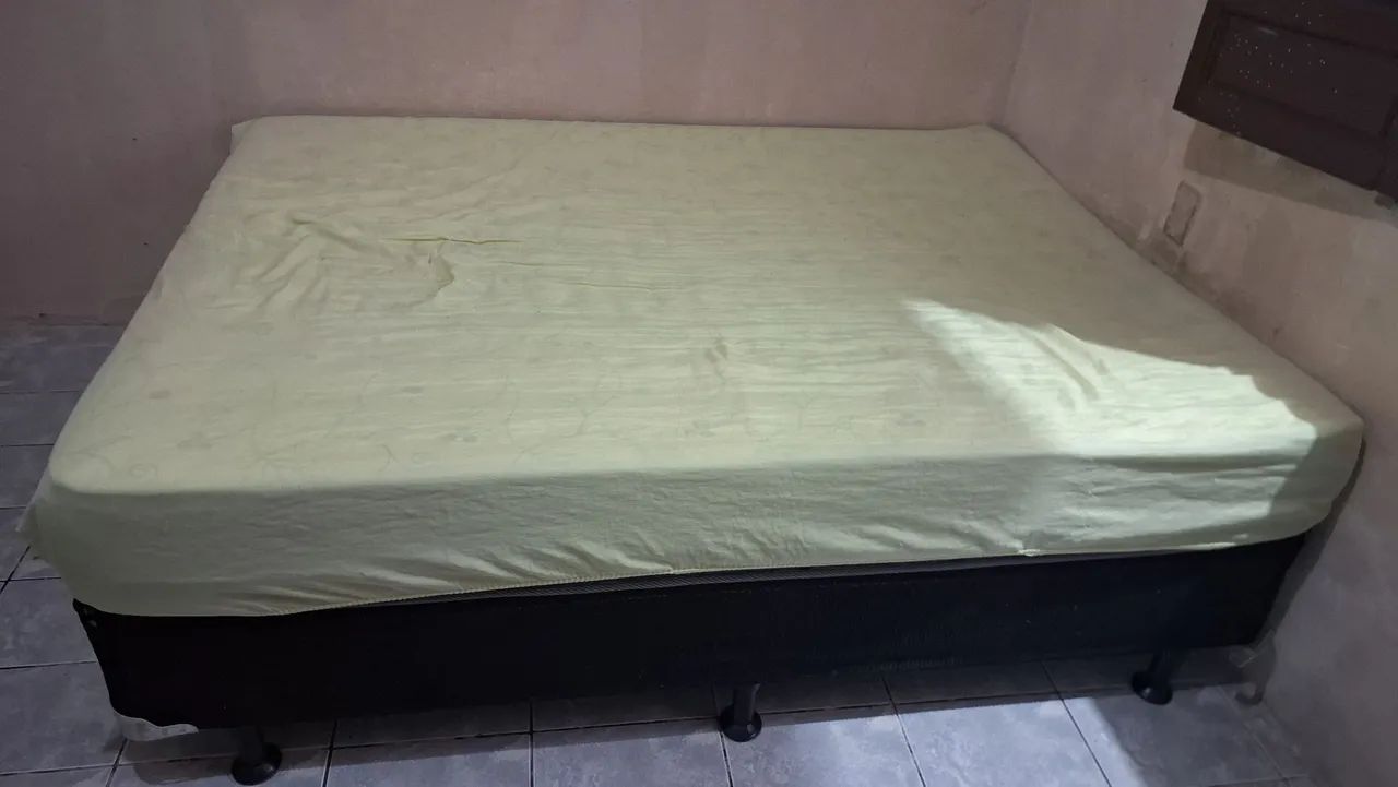 Colchão ortobom casal conservado gratis base box - Foto 5