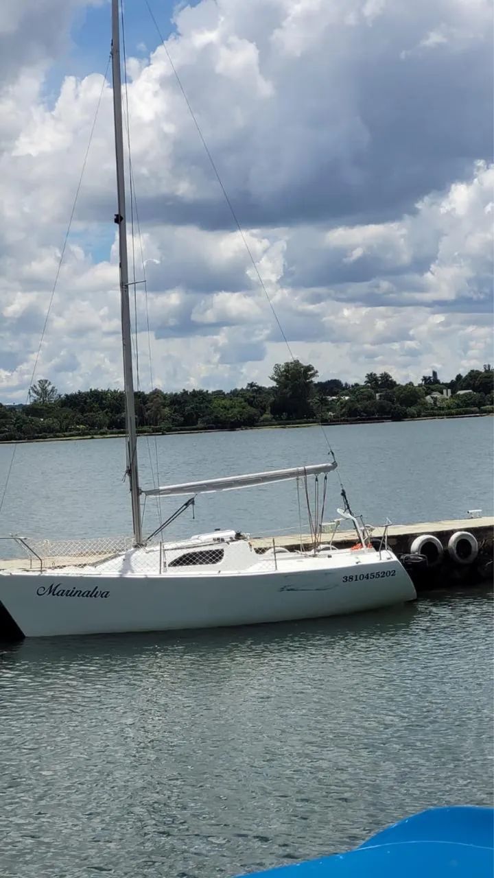 Veleiro Alpha 220