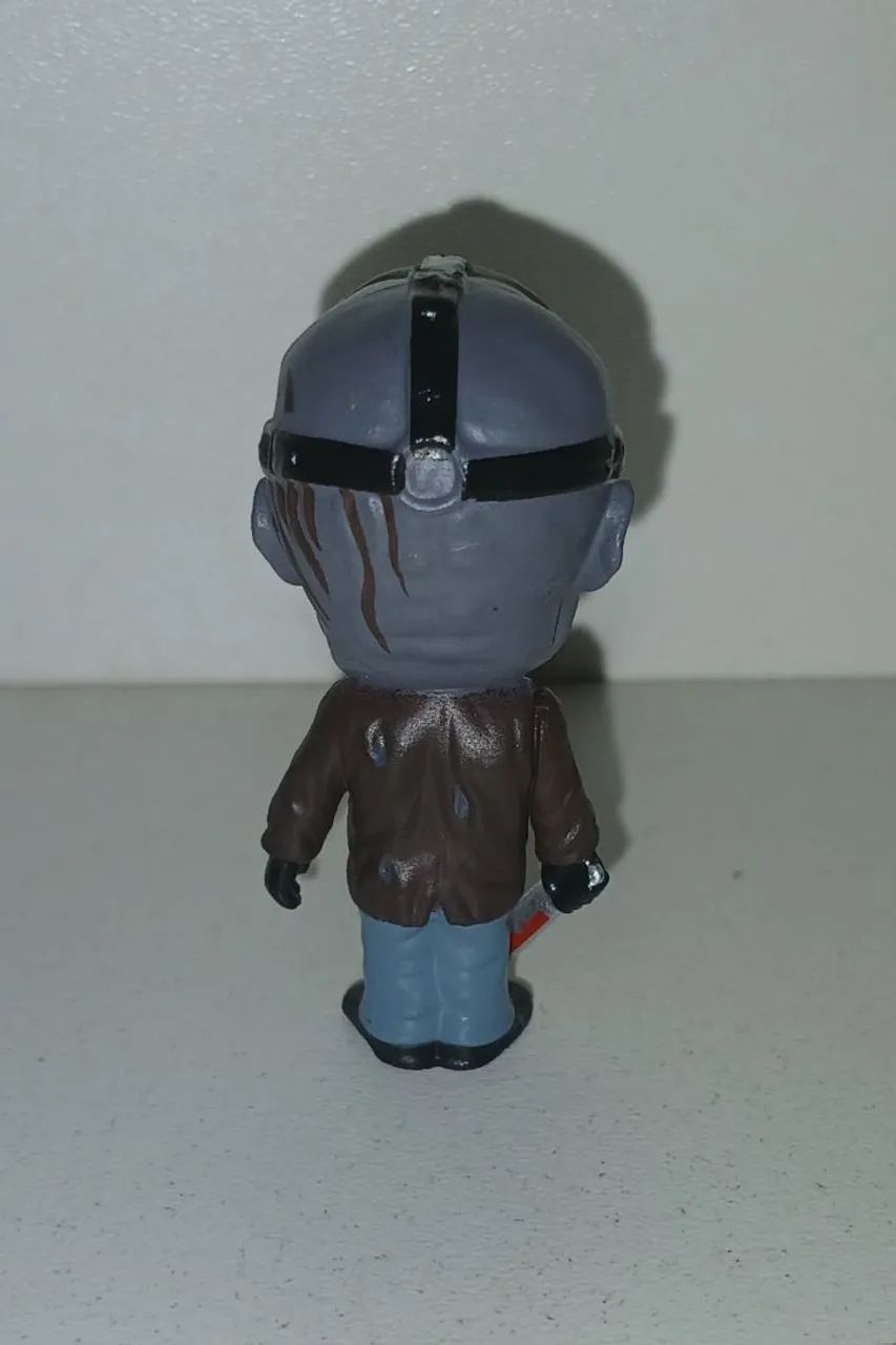 BONECO MINIATURA MINI TERROR JASON VOORHEES - Foto 2