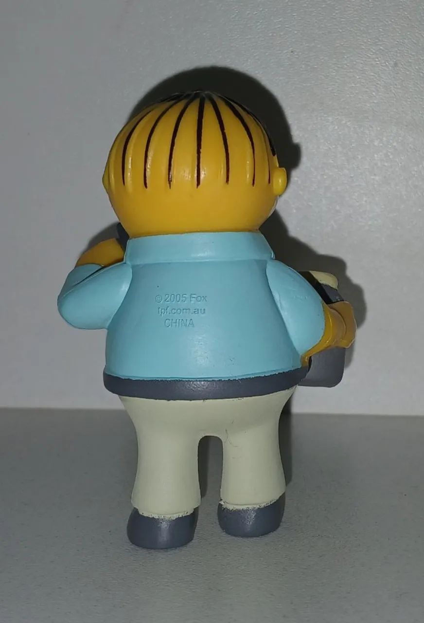BONECO MINIATURA OS SIMPSONS RALPH WIGGUM - Foto 2