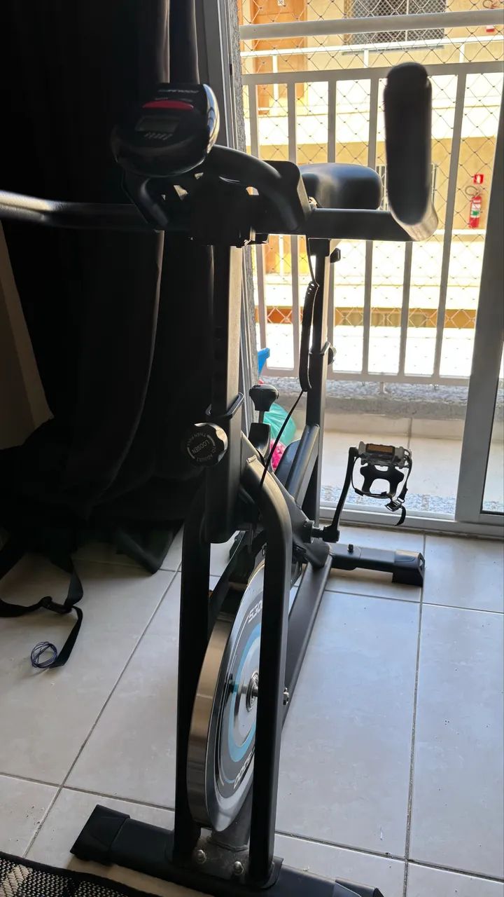 Bicicleta Ergométrica Spinning PodiumFit S300  - Foto 4