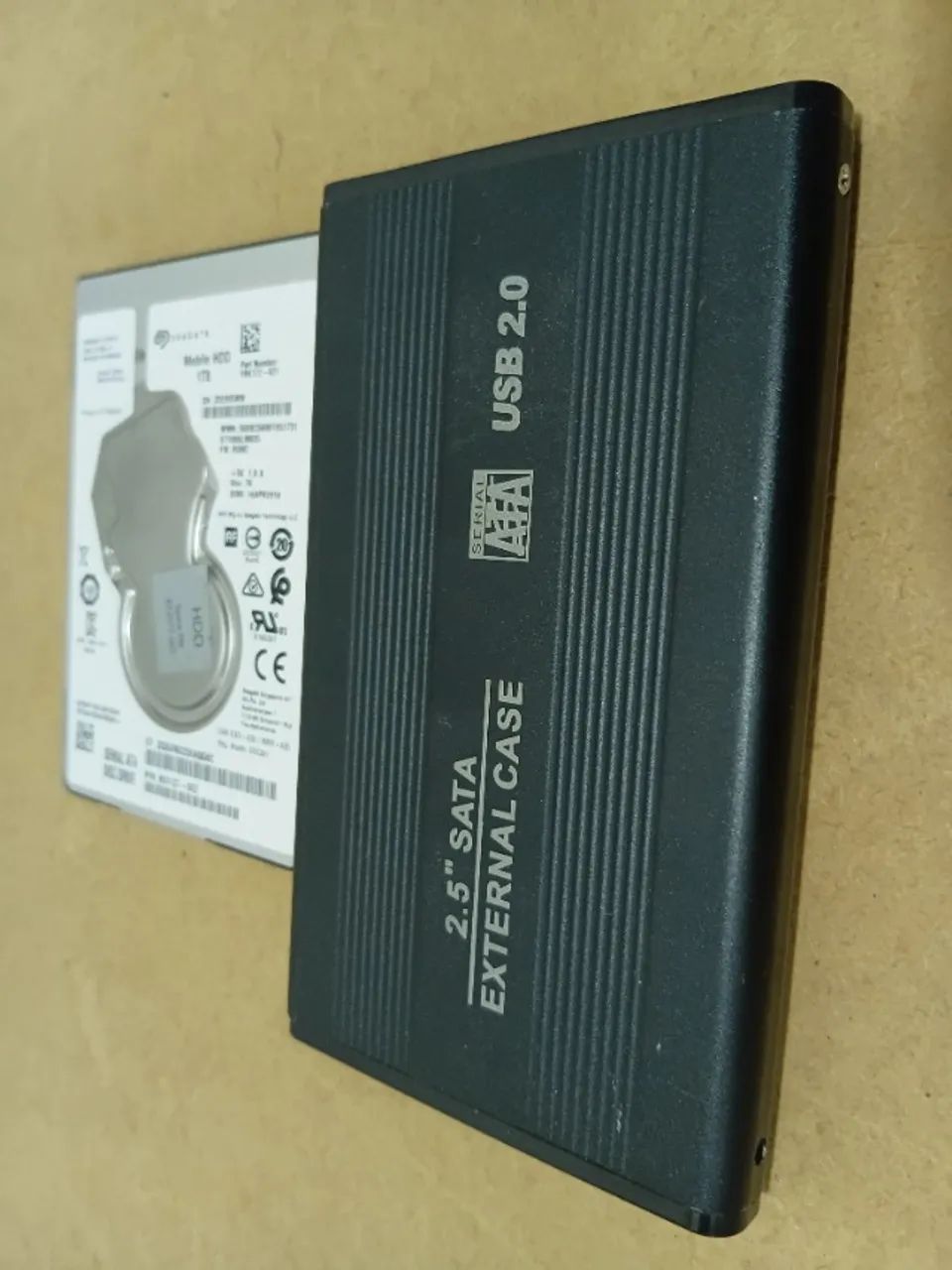 HDD  interno Seagate Mobile  1Tb + Case Externo - Foto 2