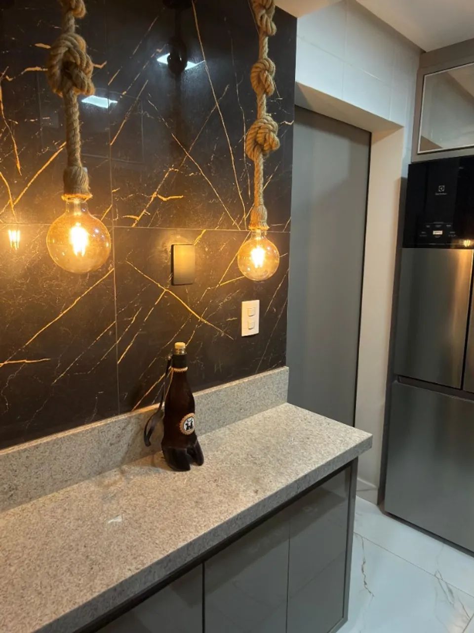 É alugar e mudar! Apto de 3 quartos, suíte, móveis planejados e 2 vagas cobertas! - Foto 4