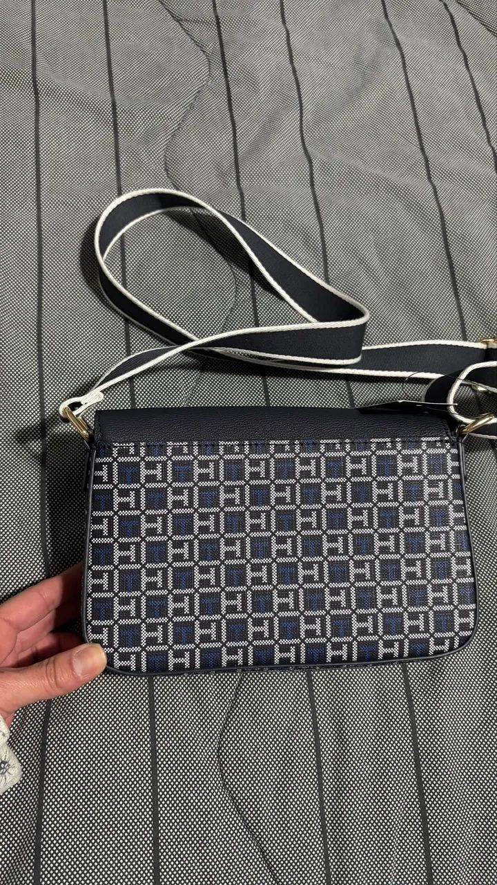 Bolsa Tommy Hilfiger azul  - Foto 3