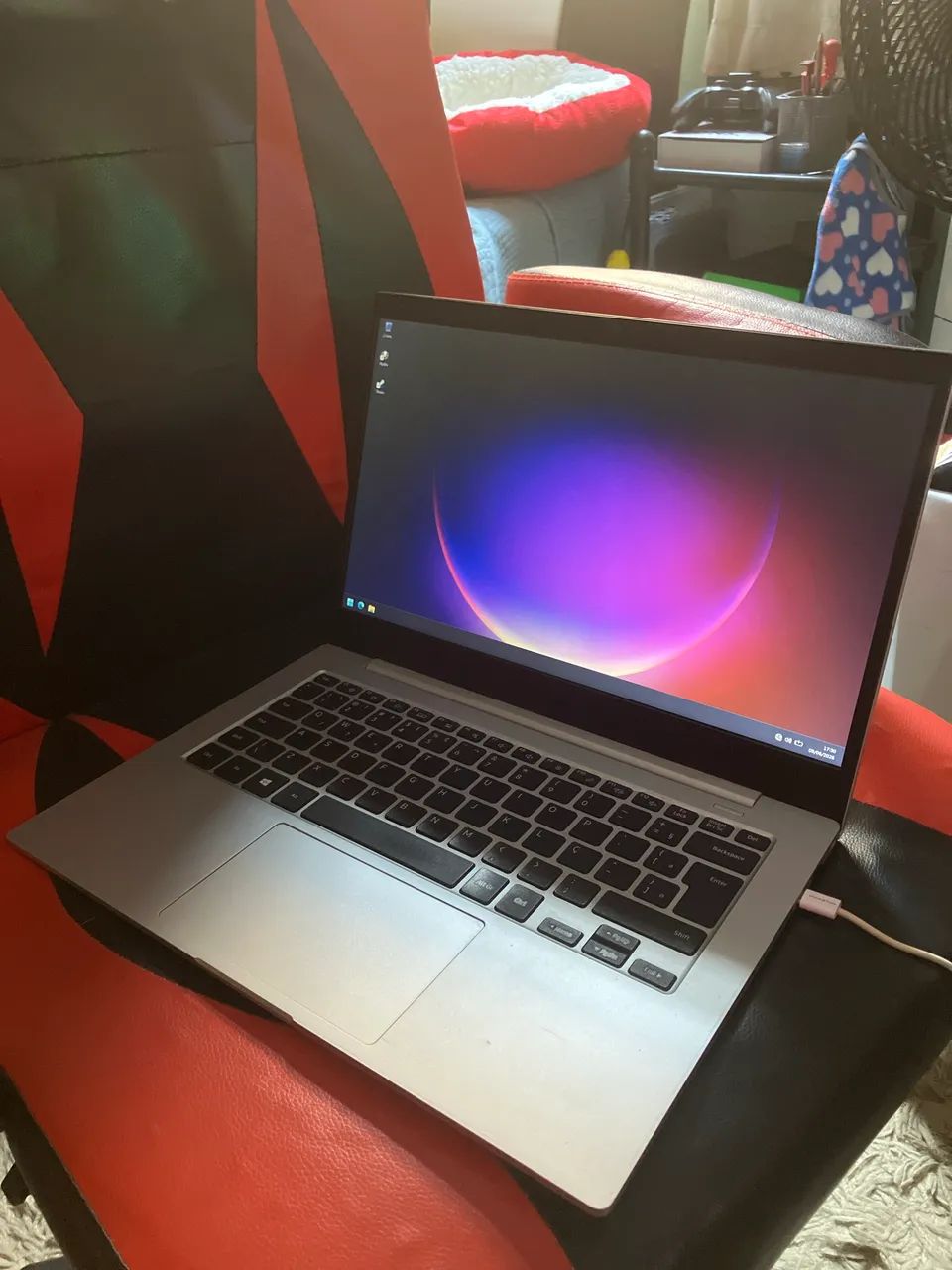 Galaxy Book Go