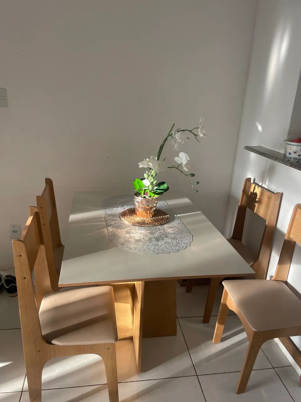 Mesa semi nova, pouquíssimo tempo de uso  - Foto 2