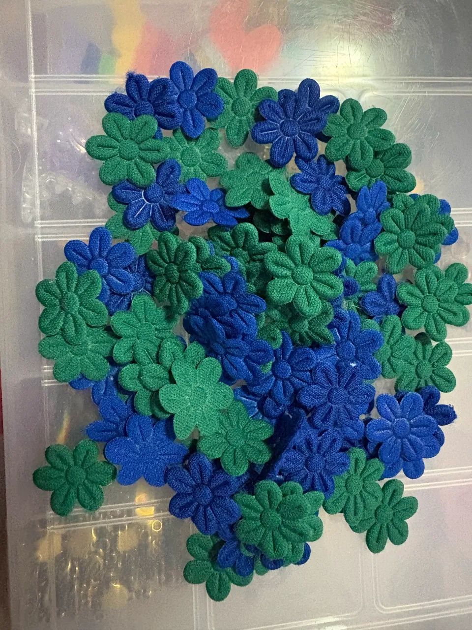 Aplique florzinha tecido Verde e Azul  - Foto 2