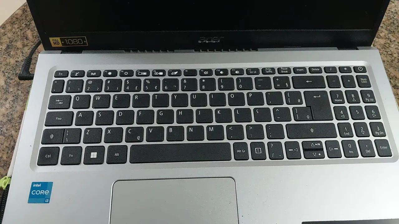 Vendo notebook Acer aspire 3  - Foto 5