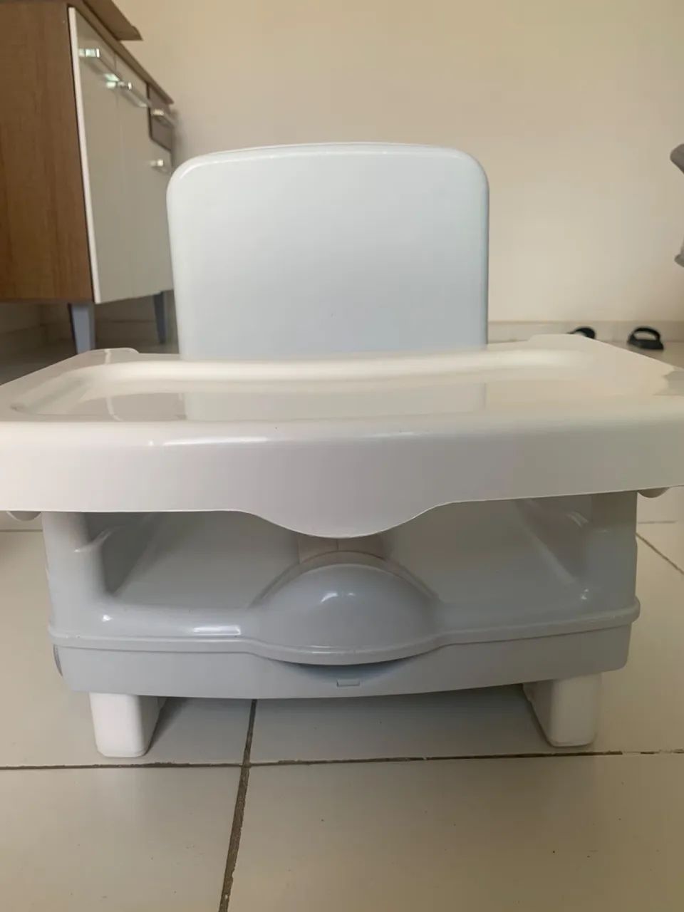 Cadeira de alimentação infantil 