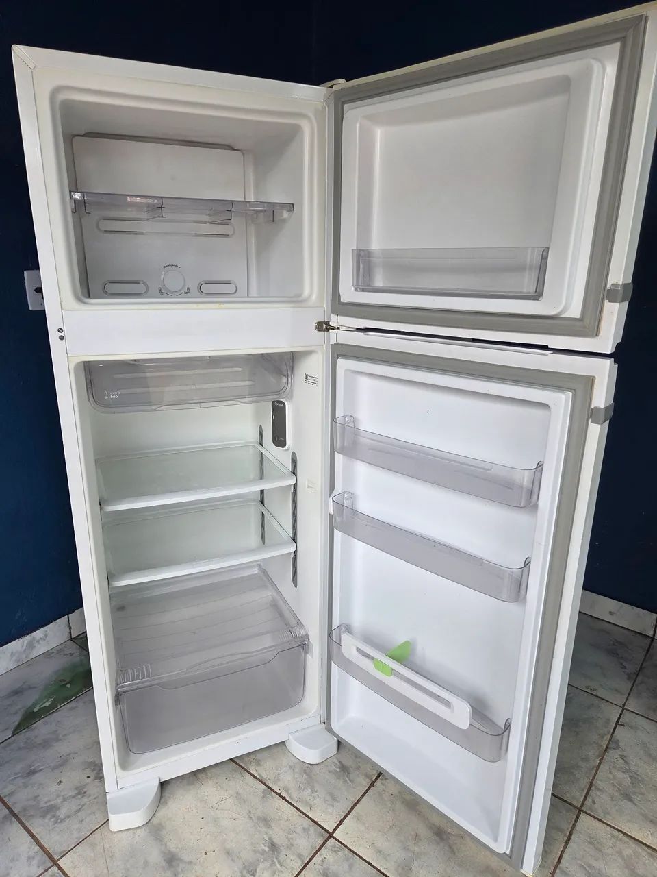 Vendo geladeira Consul  - Foto 2