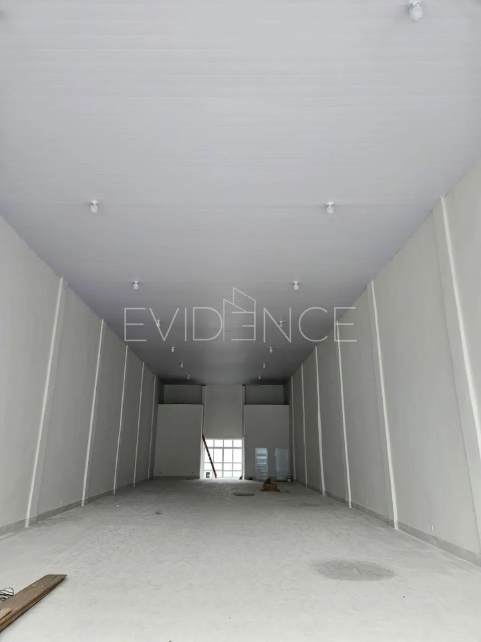 Imóvel Comercial com Fachada em Vidro | 350 m² | Locação - Foto 4