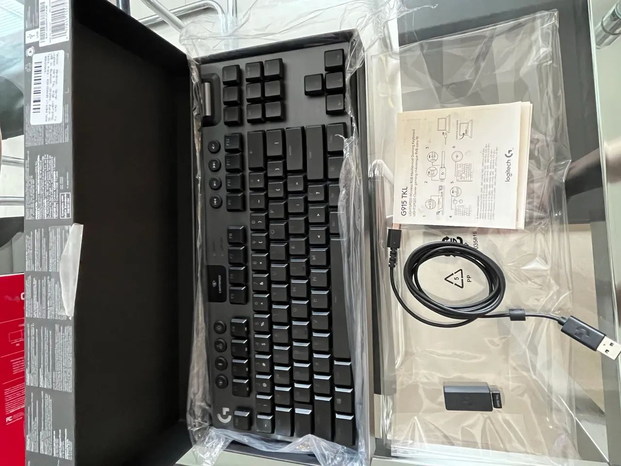 Teclado Logitech G915 TKL RGB Lightsync  - Foto 5