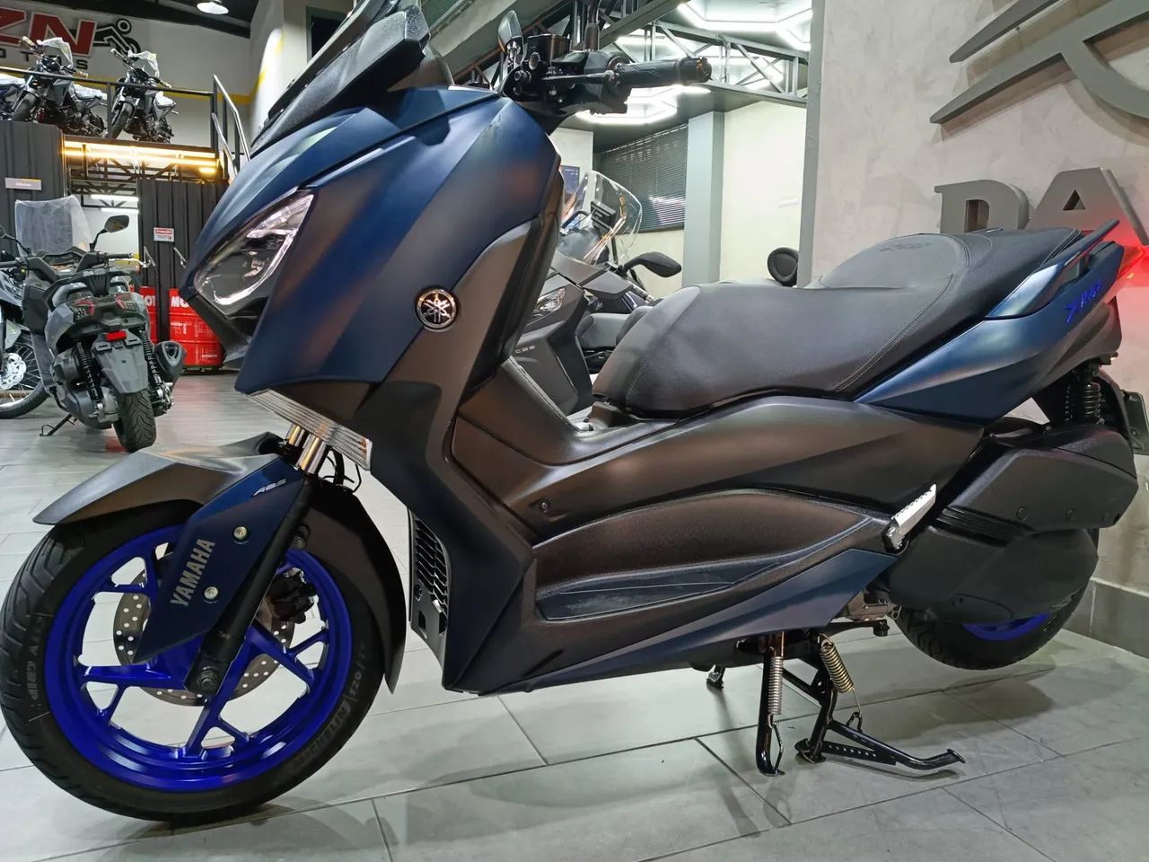 YAMAHA XMAX ABS - Foto 3
