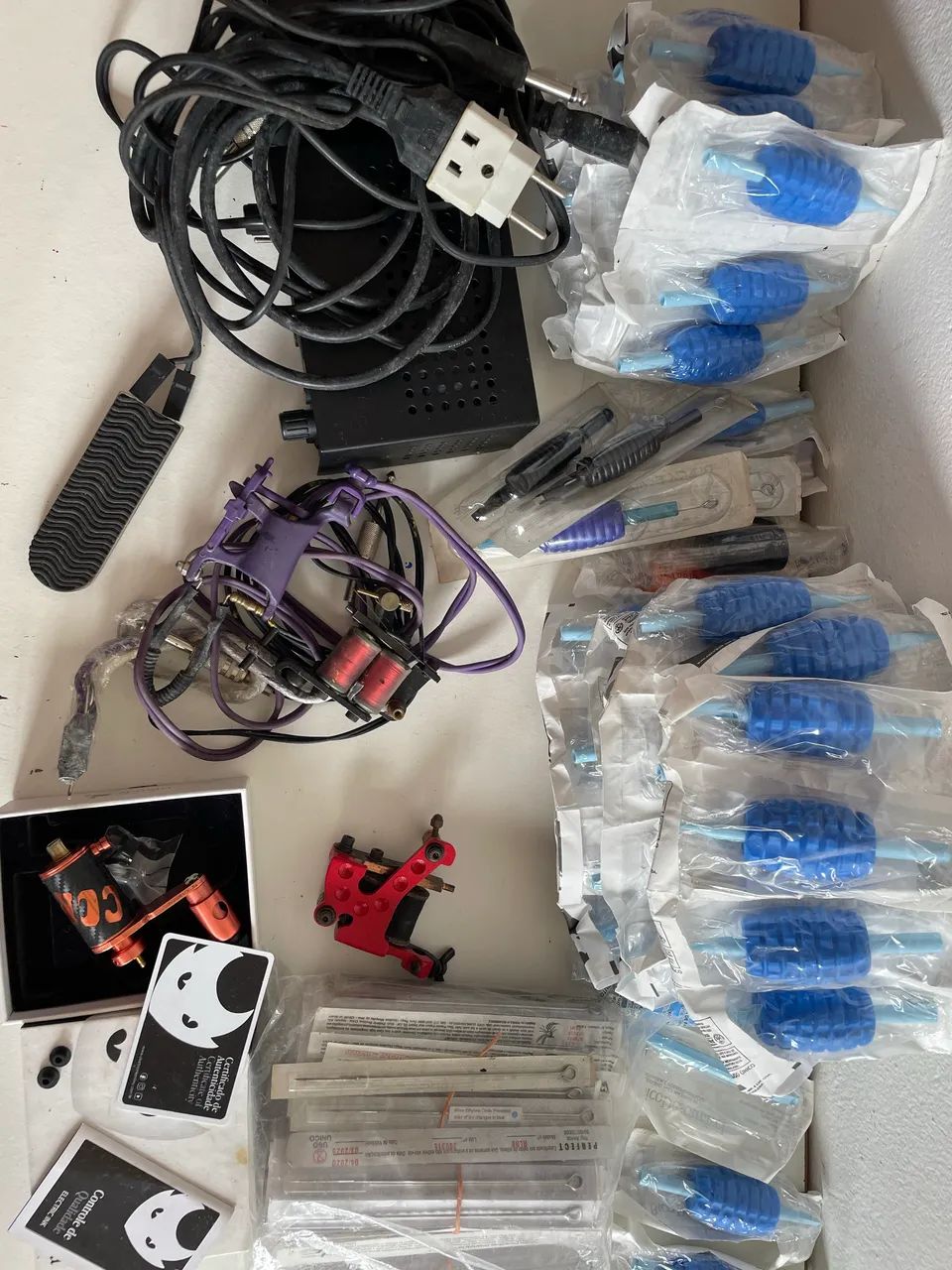 Kit iniciante TATUAGEM com máquina   - Foto 2