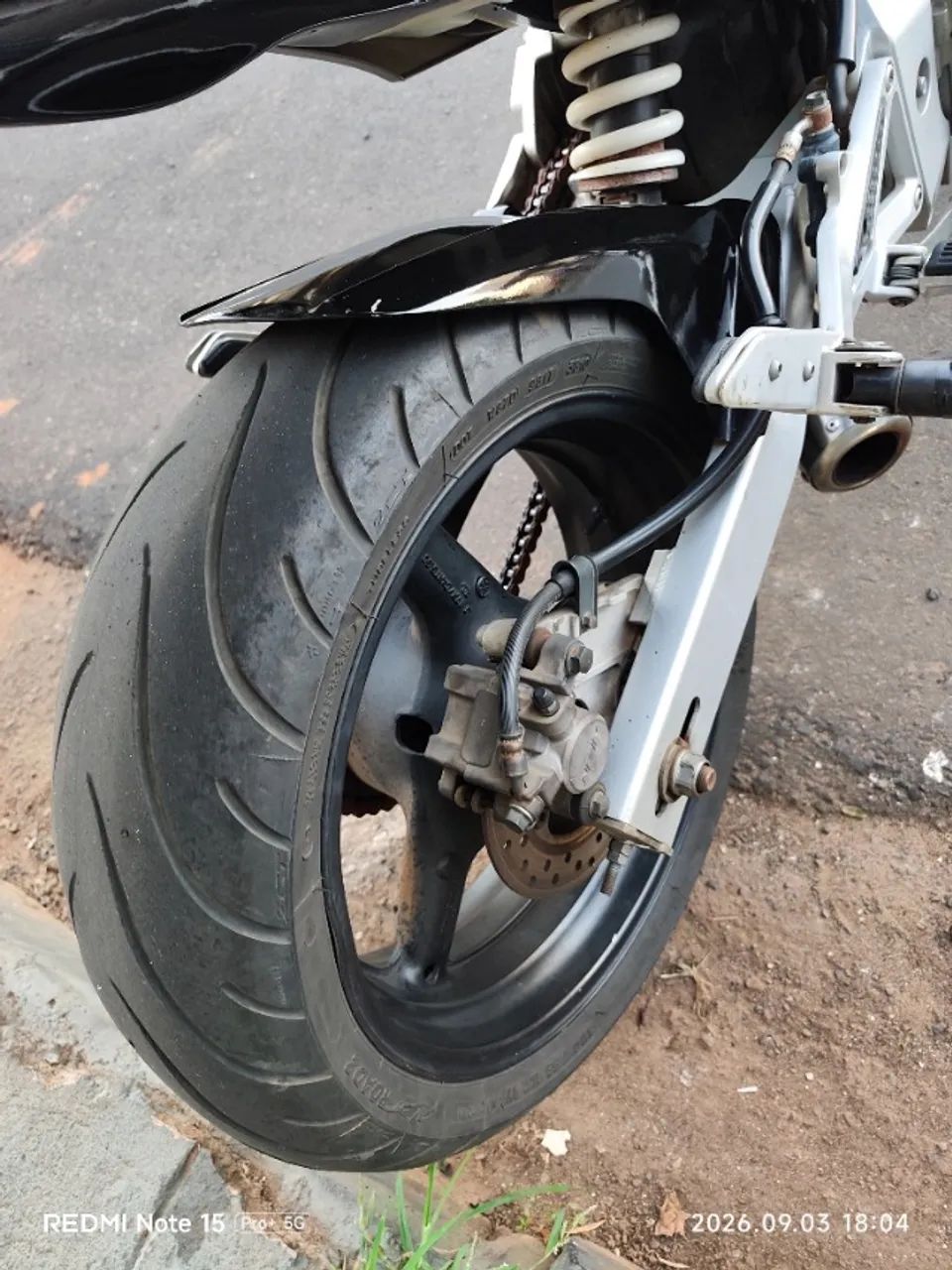 Honda Hornet 600 - Foto 2