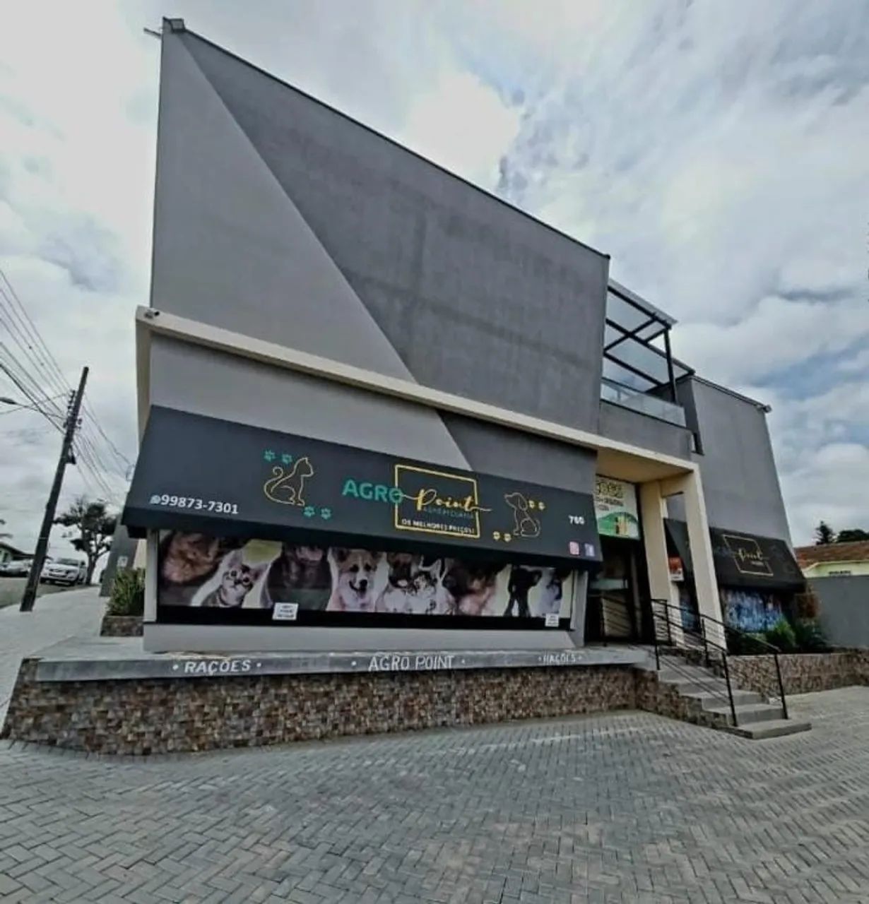 Prédio Comercial/Residencial para Venda na Nova Rússia