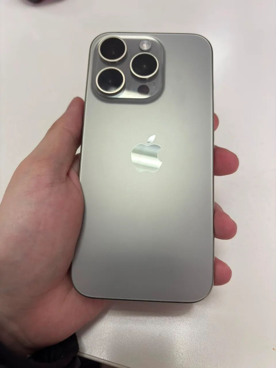 Iphone 15 pro Armazenamento: 512Gb