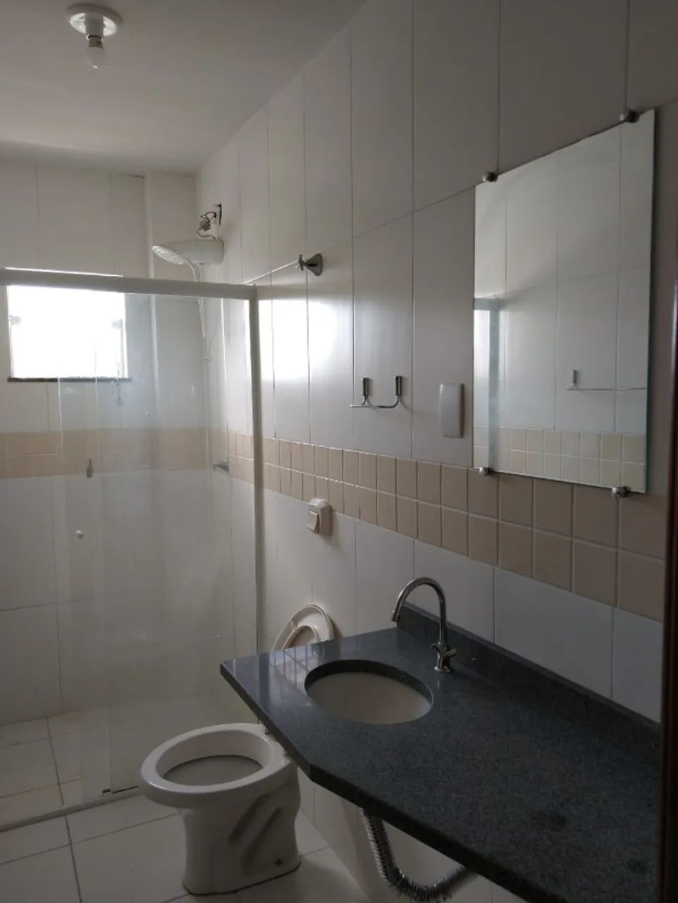 Apartamento otimo, semimobiliado, próximo do centro 