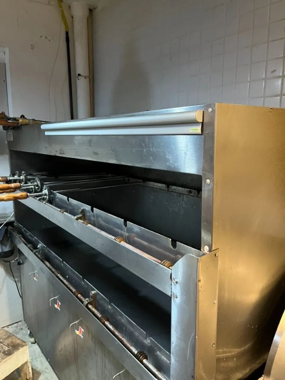 Churrasqueira Rotativa | Galeteira | Forno de frango