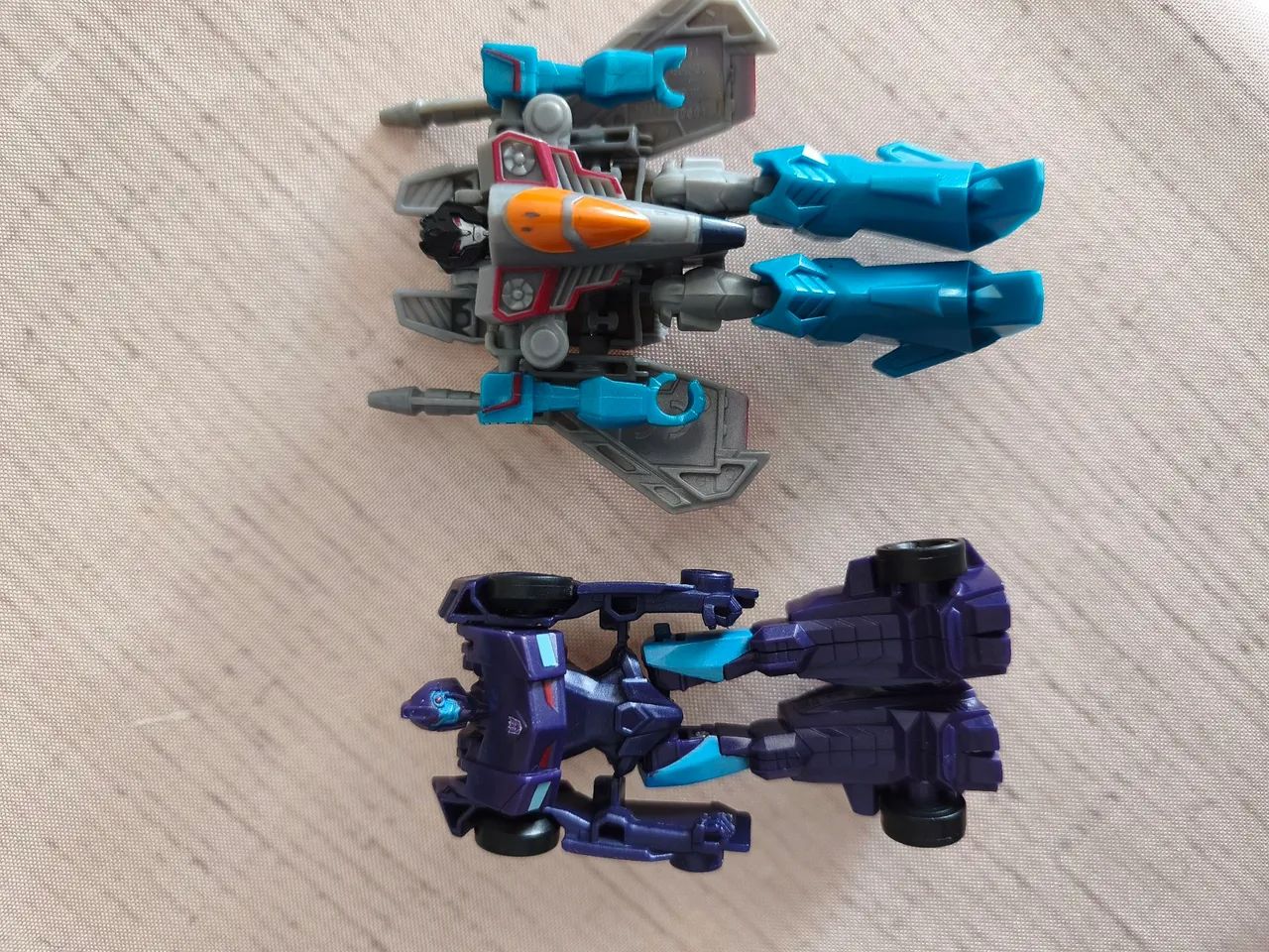 Transformers Cyberverse e outros 9cm - Foto 2