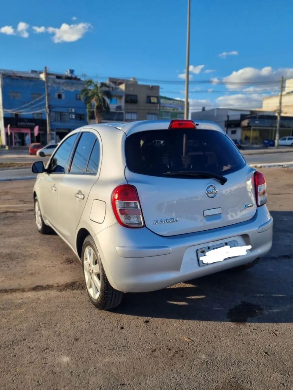 Nissan March 2014