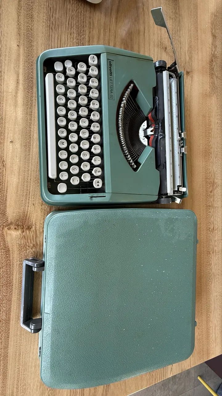 Máquina de Escrever Olivetti Lettera 82 - Foto 3