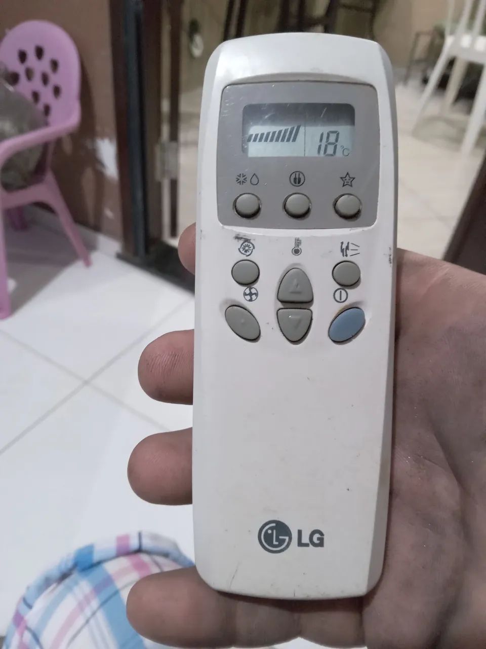 Controle de ar condicionado lg