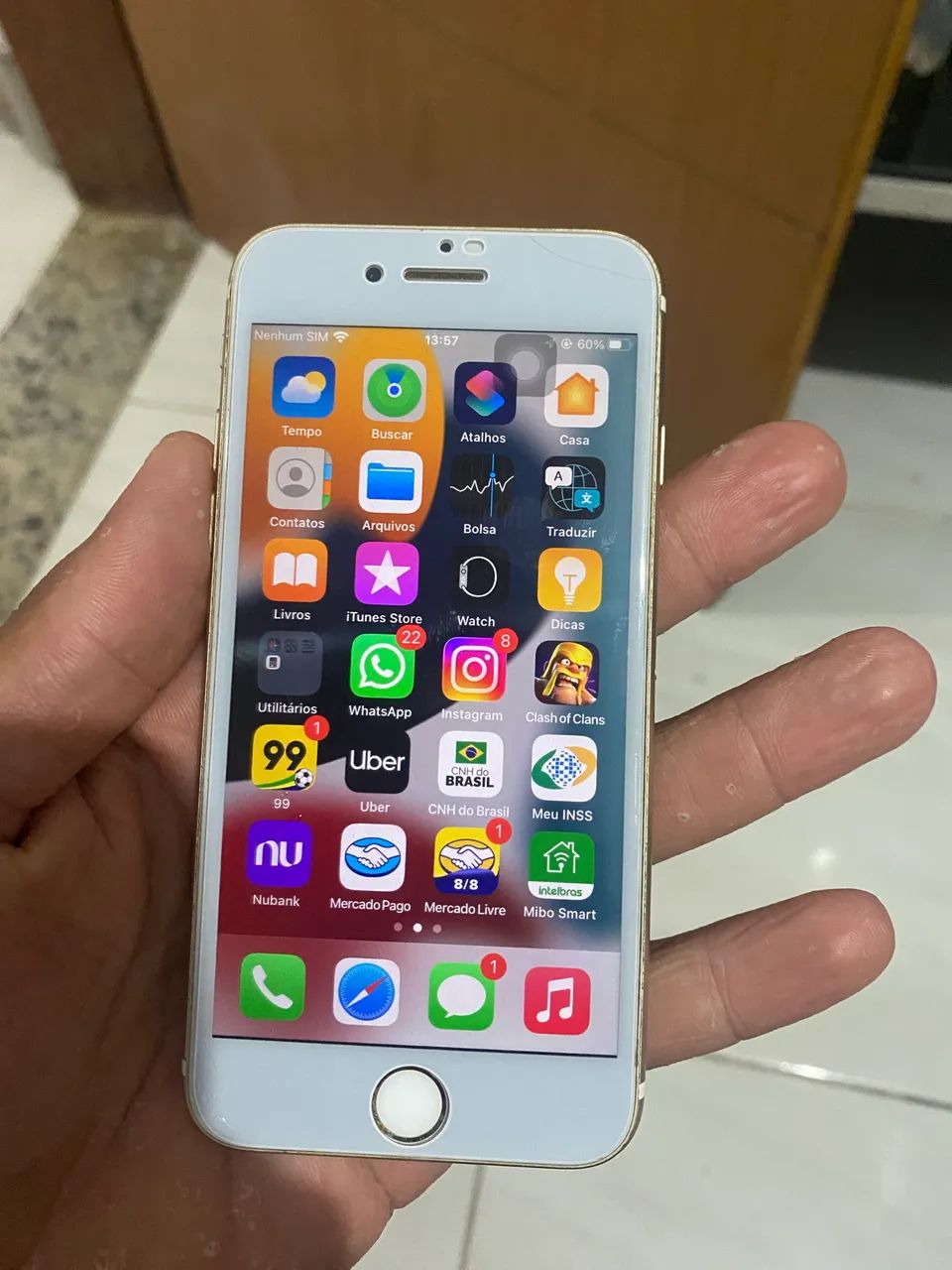 IPHONE 7 128 GOLD  - Foto 2