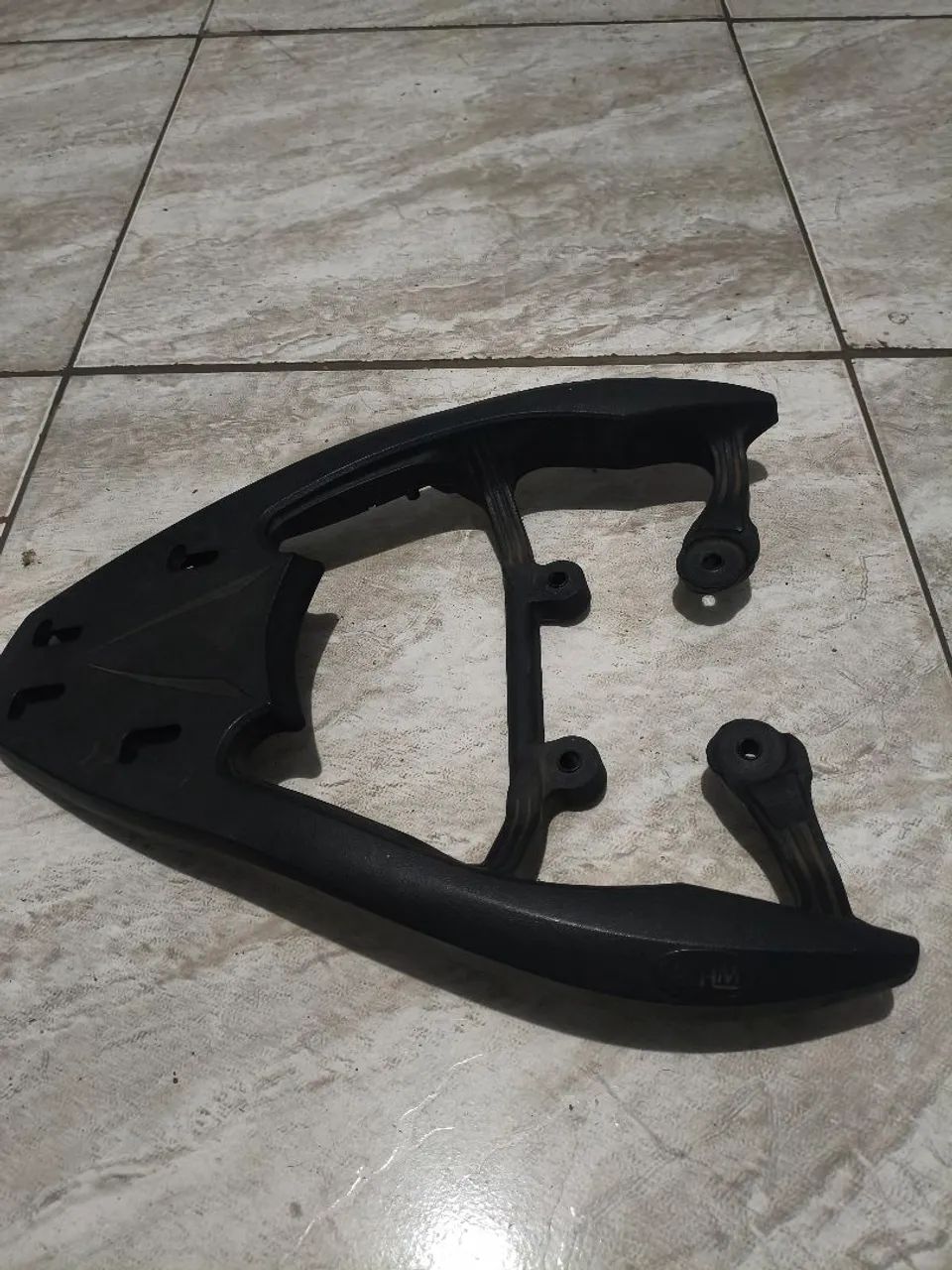 Suporte para baú de moto Scam.  - Foto 2