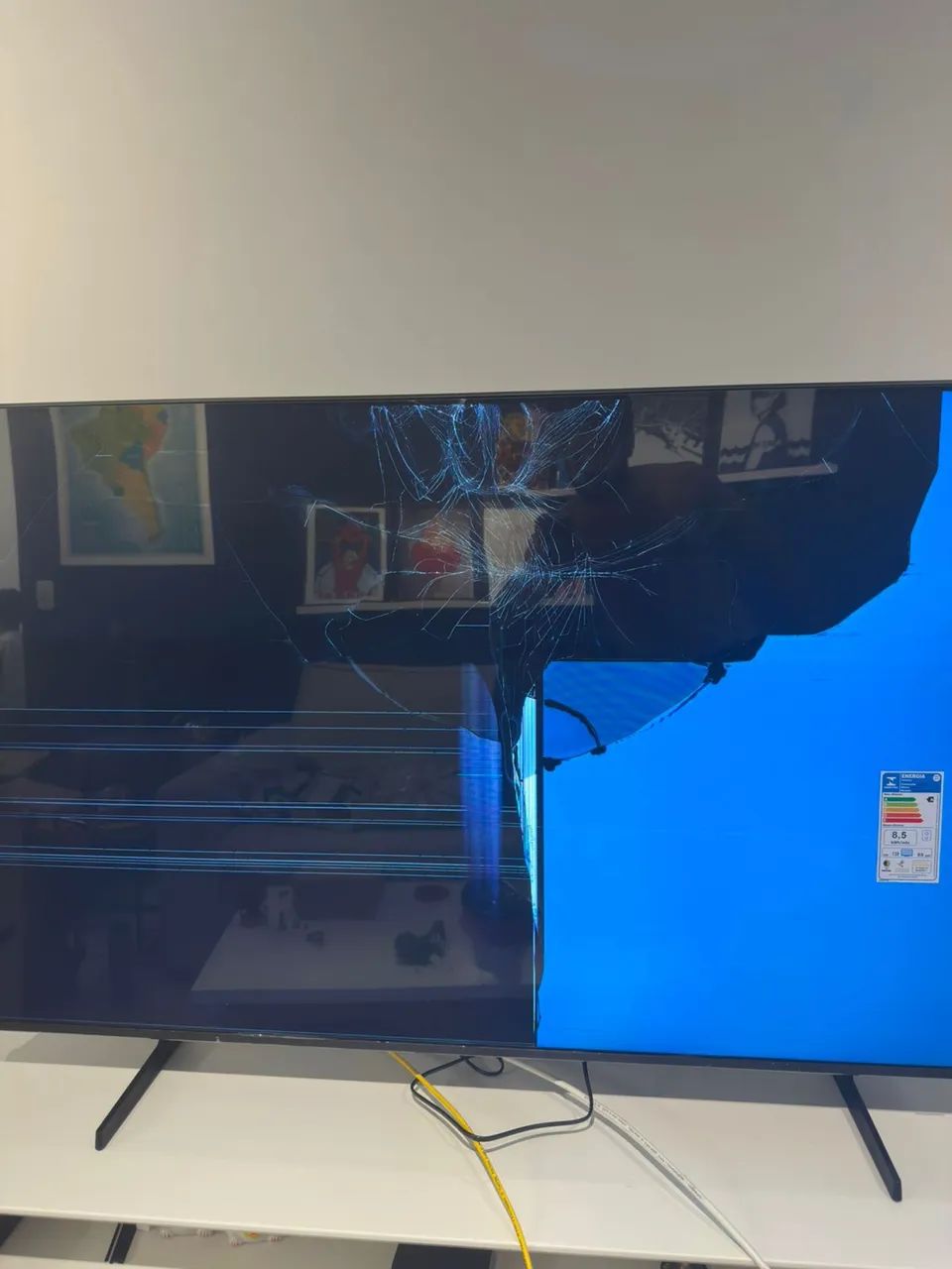 TV Samsung 55 4K Crystal NOVA (tela quebrada)