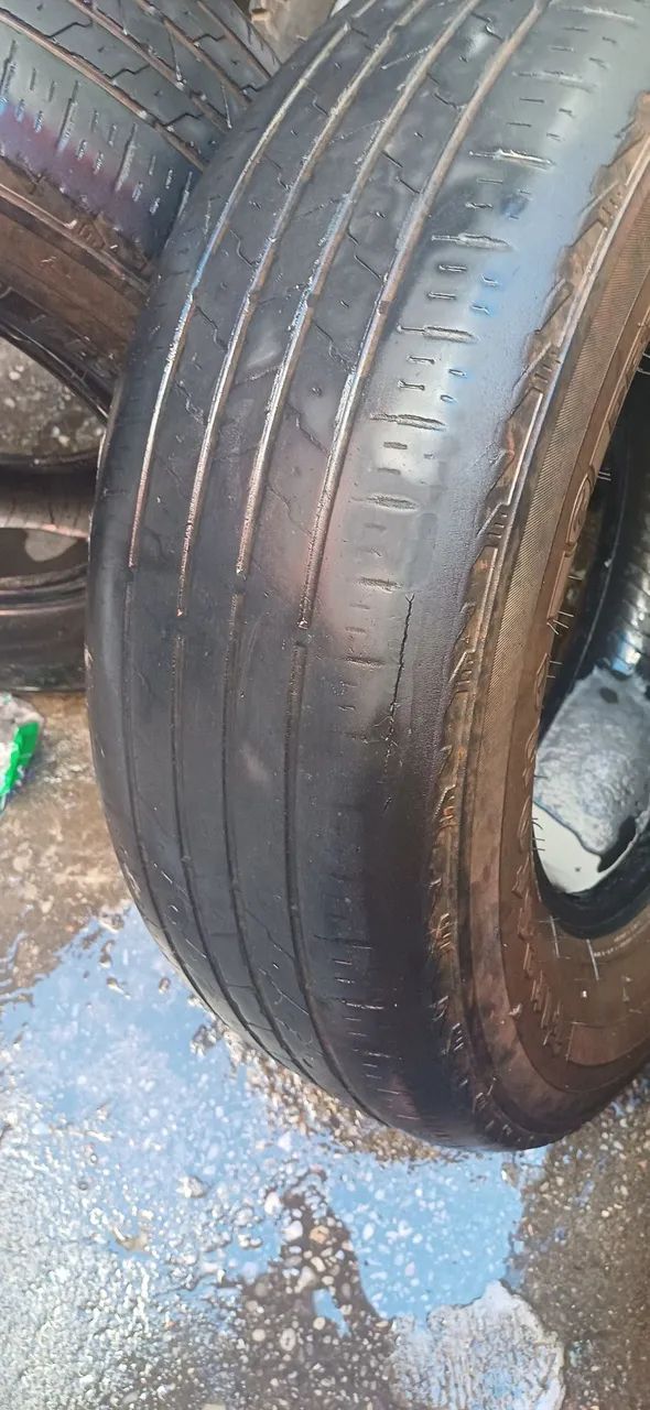 Pneus de caminhonete e bom estado aro 16/245/70 ,firestone 3 pneus 700 reais pra pega es $ - Foto 6