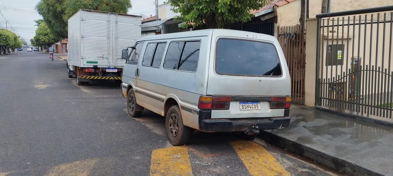 Kia Motors Besta EST 2.7 Diesel (10/12lug.) 1993