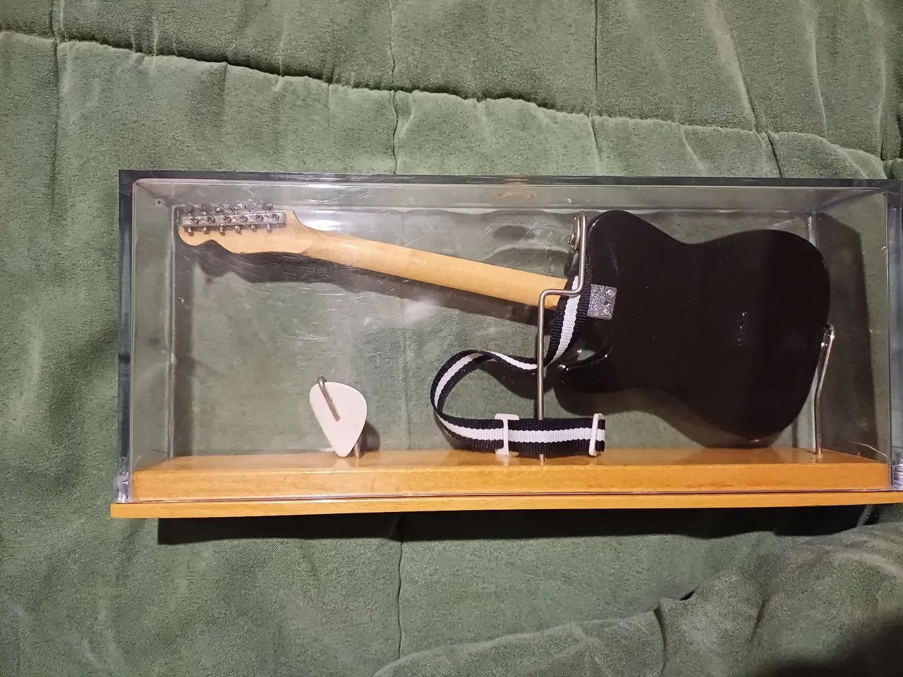 Guitarras miniaturas réplicas Telecaster + Stratocaster  - Foto 3