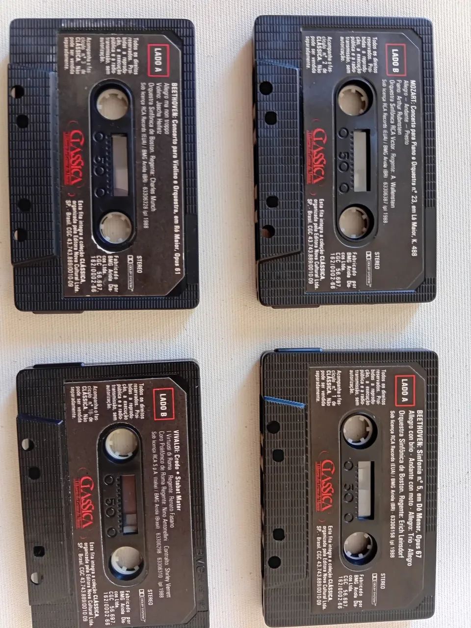 Caixa com 4 fitas K7 "Clássica a história dos gênios da música " - Foto 3