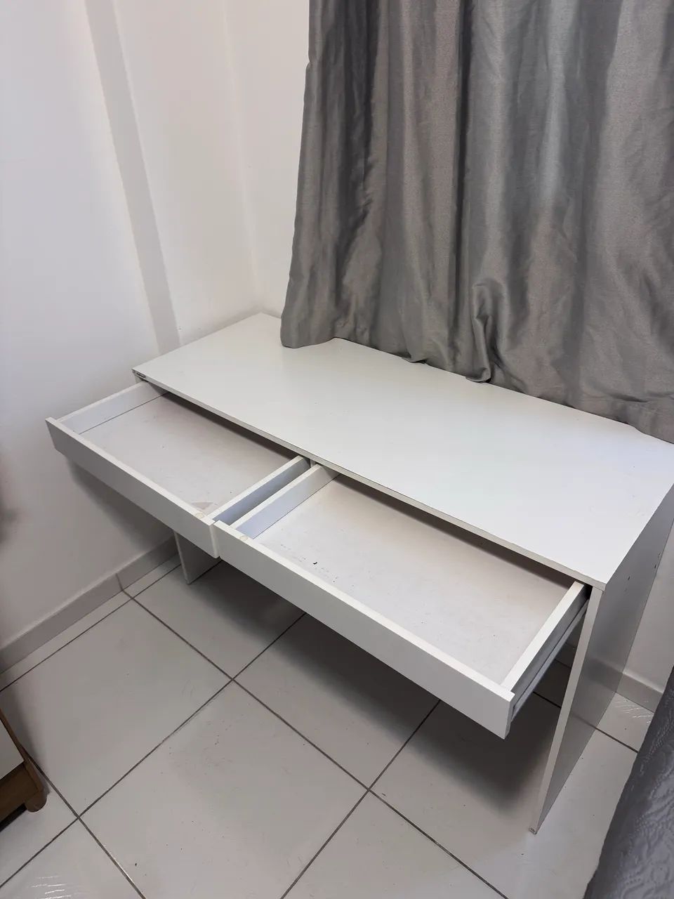 Mesa de estudos/Mesinha  - Foto 3