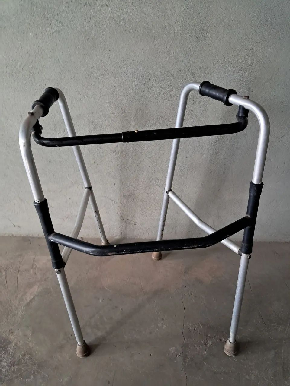 Andador idoso 