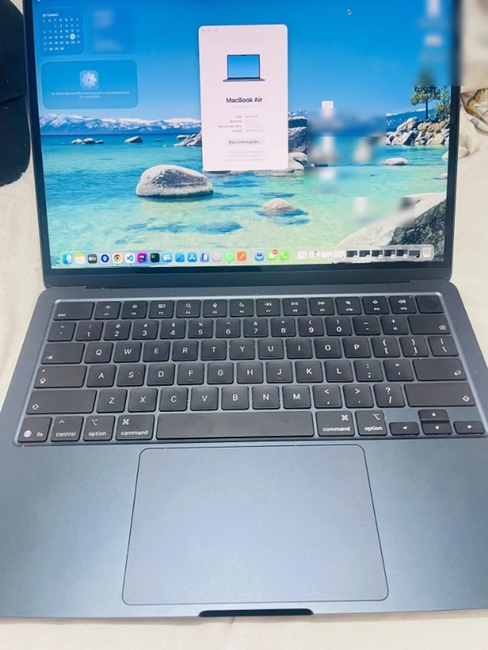 MacBook Air M5 13,6