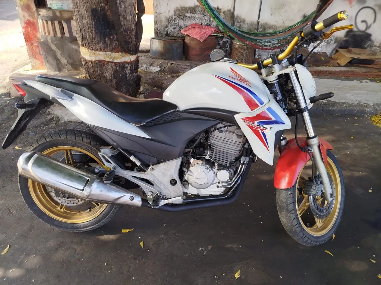 CB 300 - Foto 2