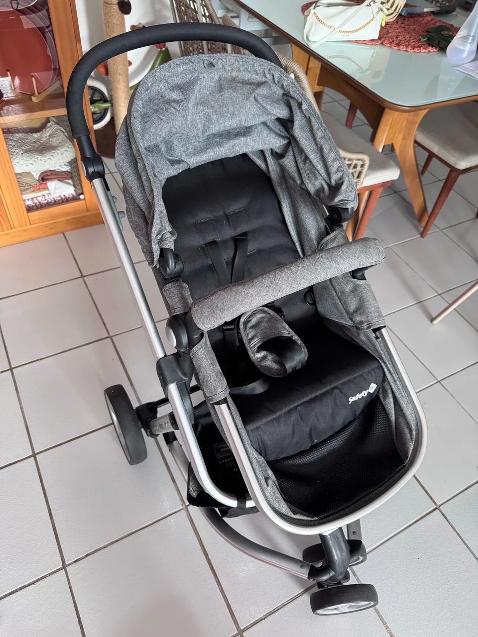 carrinho de bebê / Moisés Safety 1st - Foto 4