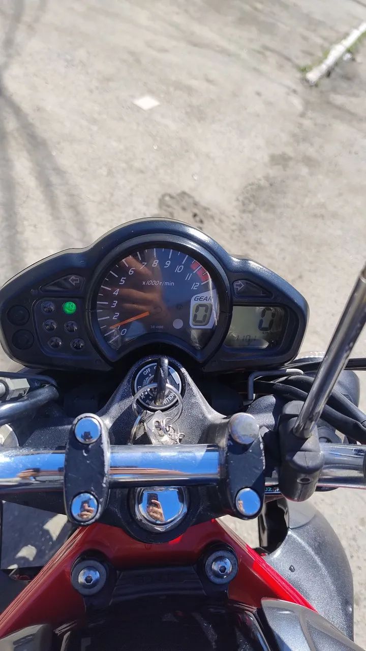 SUZUKI GLADIUS 650. - Foto 2