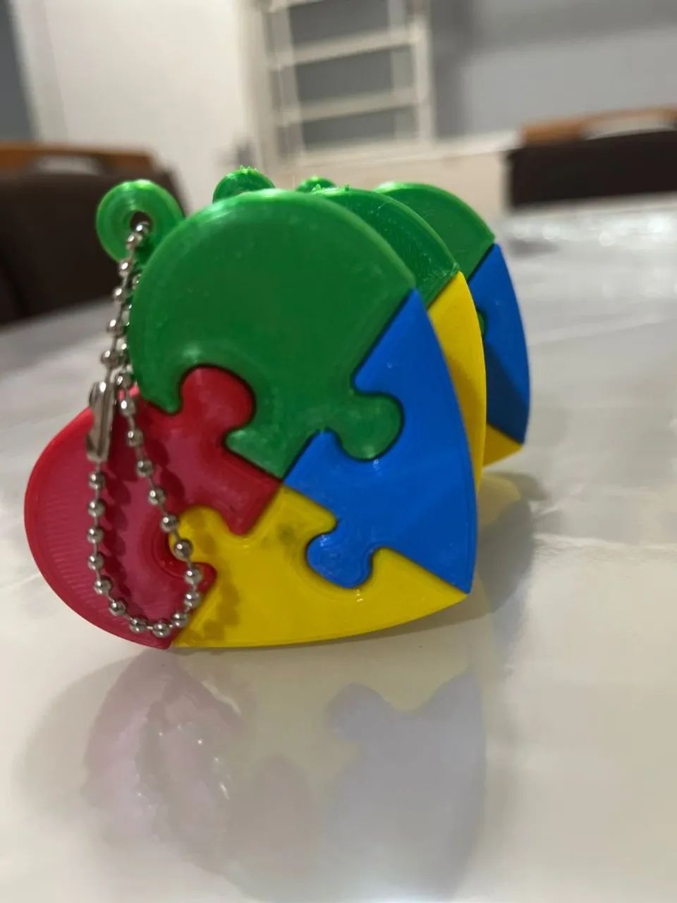 Chaveiro de coração símbolo do autismo  - Foto 2