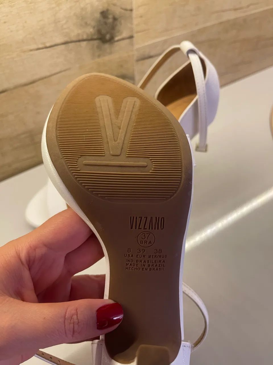 Sandália Vizzano TAM 37  - Foto 3