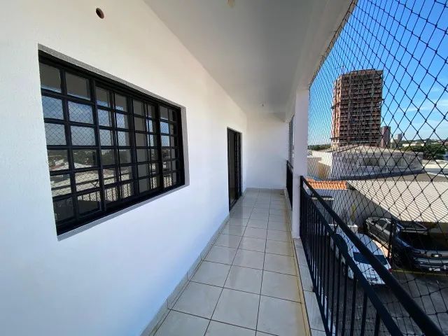 Alugo Apartamento com Garagem no Centro de Paranavaí-PR - Foto 2