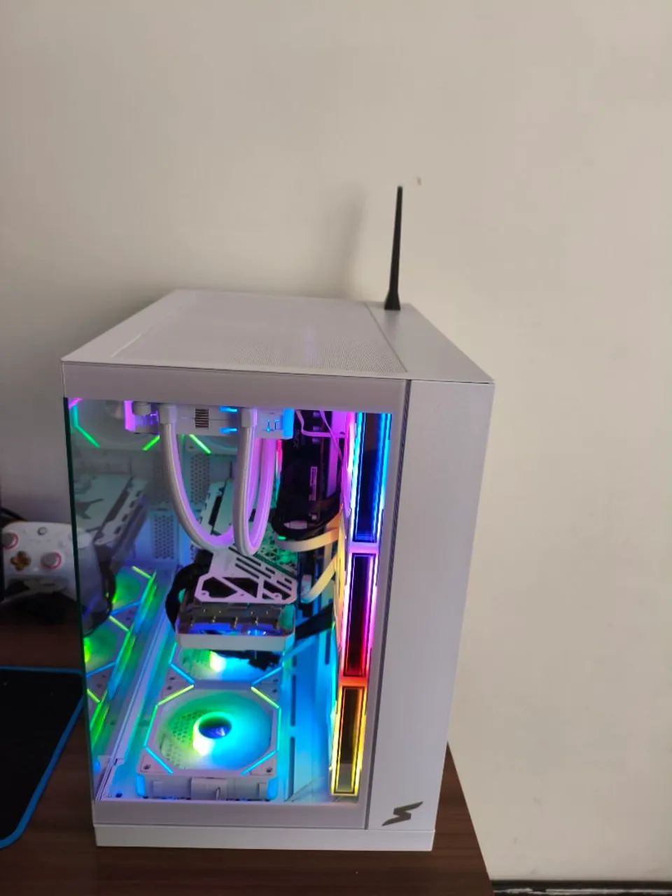 Pc gamer Ryzen 7 9800x3d RX 7900 GRE - Foto 5