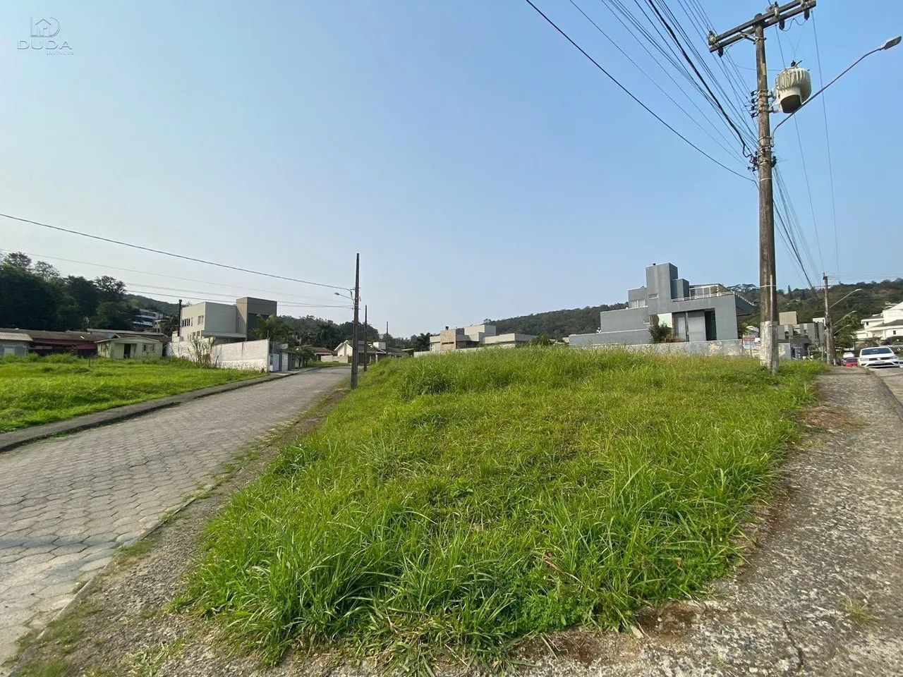 Terreno Comercial com 1.426,66 m²